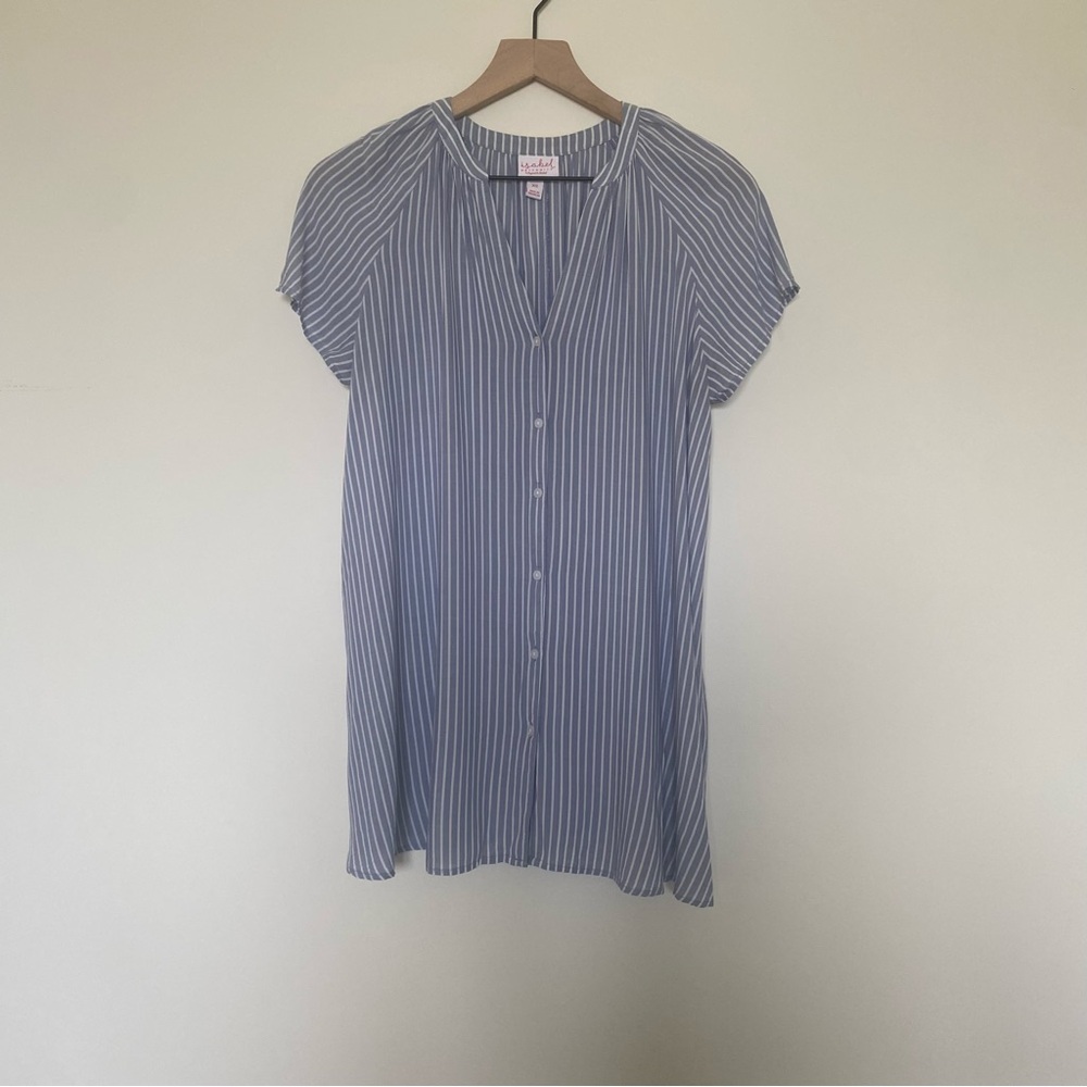 Ingrid and Isabel maternity shirt